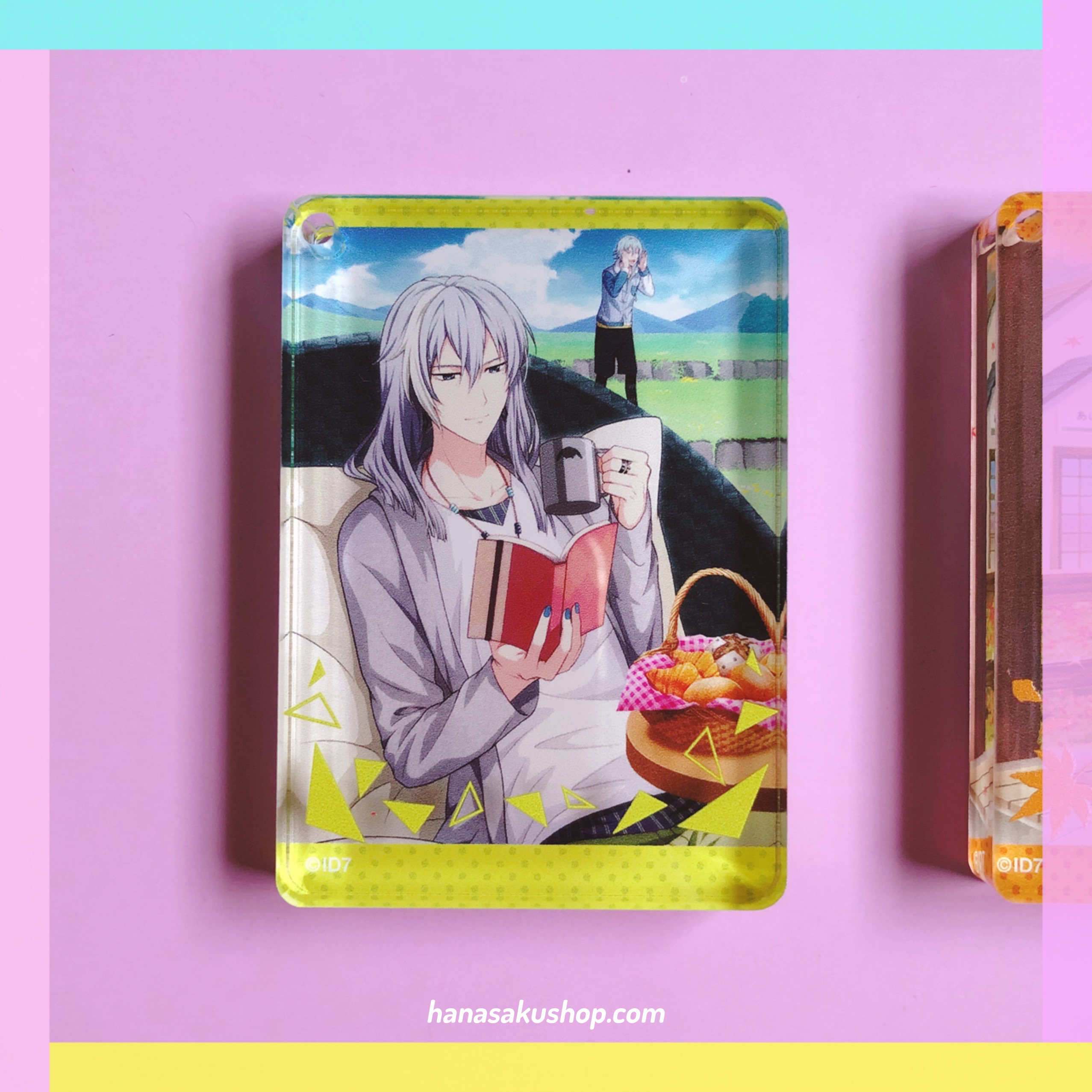 IDOLiSH7 Square Acrylic Key Holder ~ Yuki